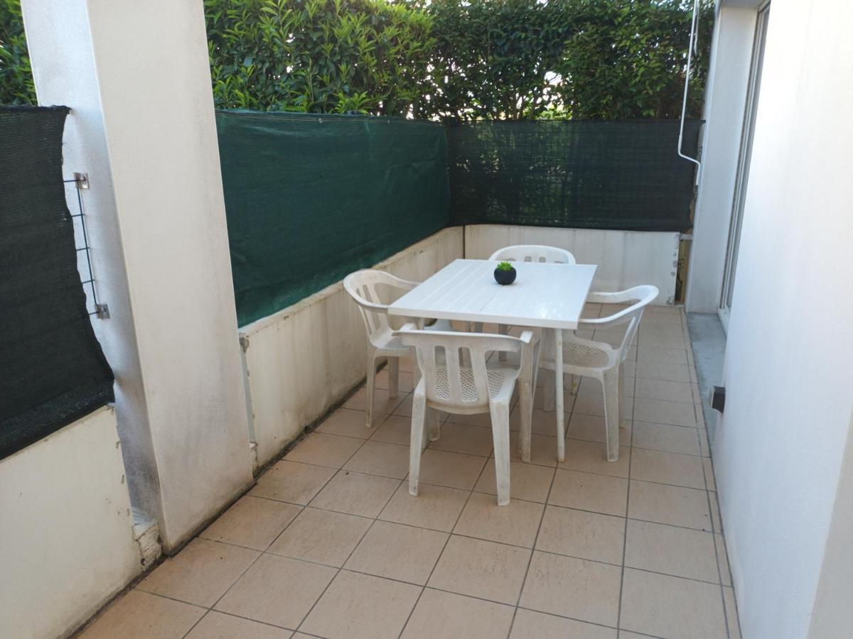 Calme T2 Avec Terrasse A Hendaye, Proche Plage - Fr-1-239-780 Εξωτερικό φωτογραφία