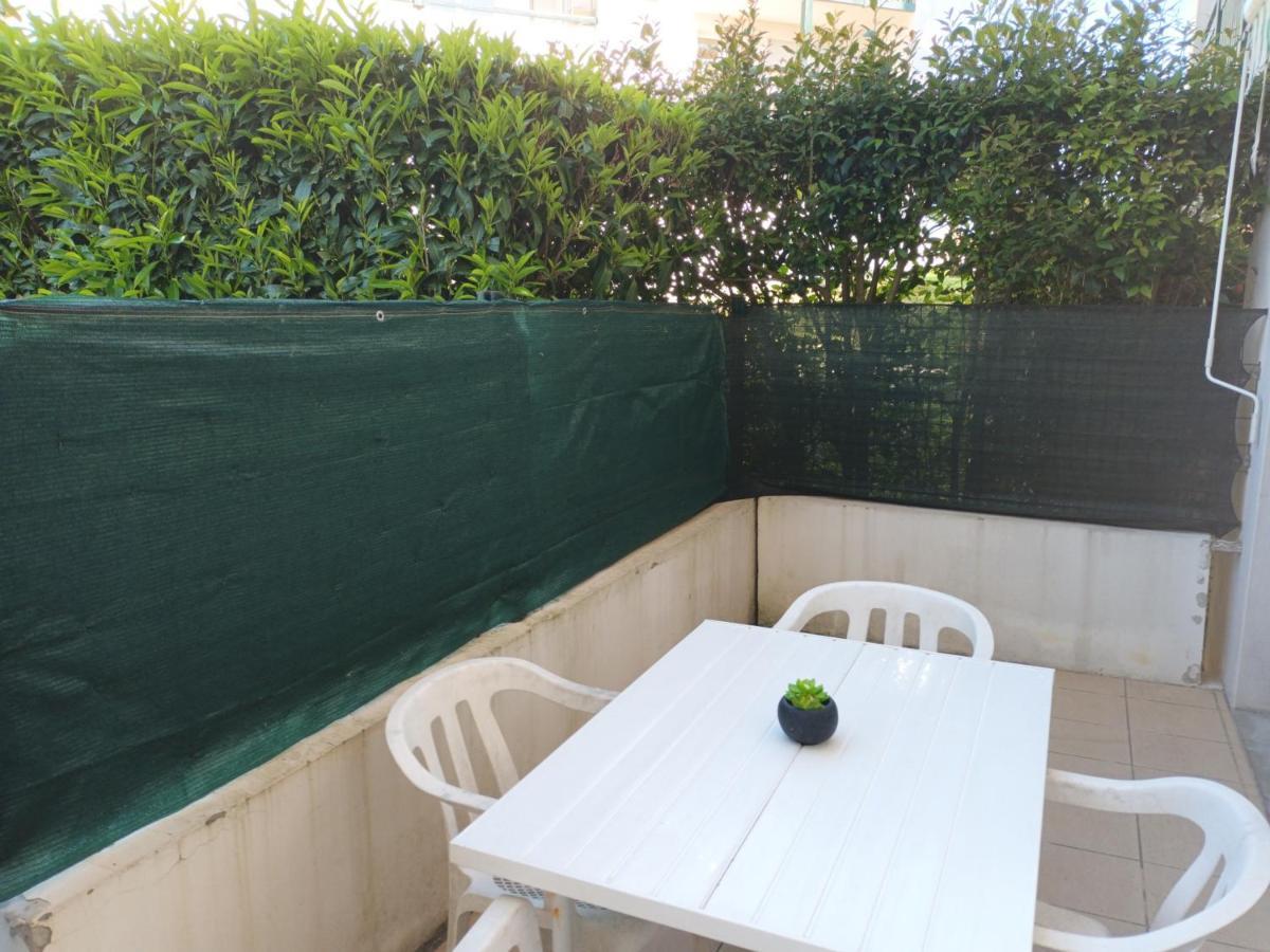Calme T2 Avec Terrasse A Hendaye, Proche Plage - Fr-1-239-780 Εξωτερικό φωτογραφία