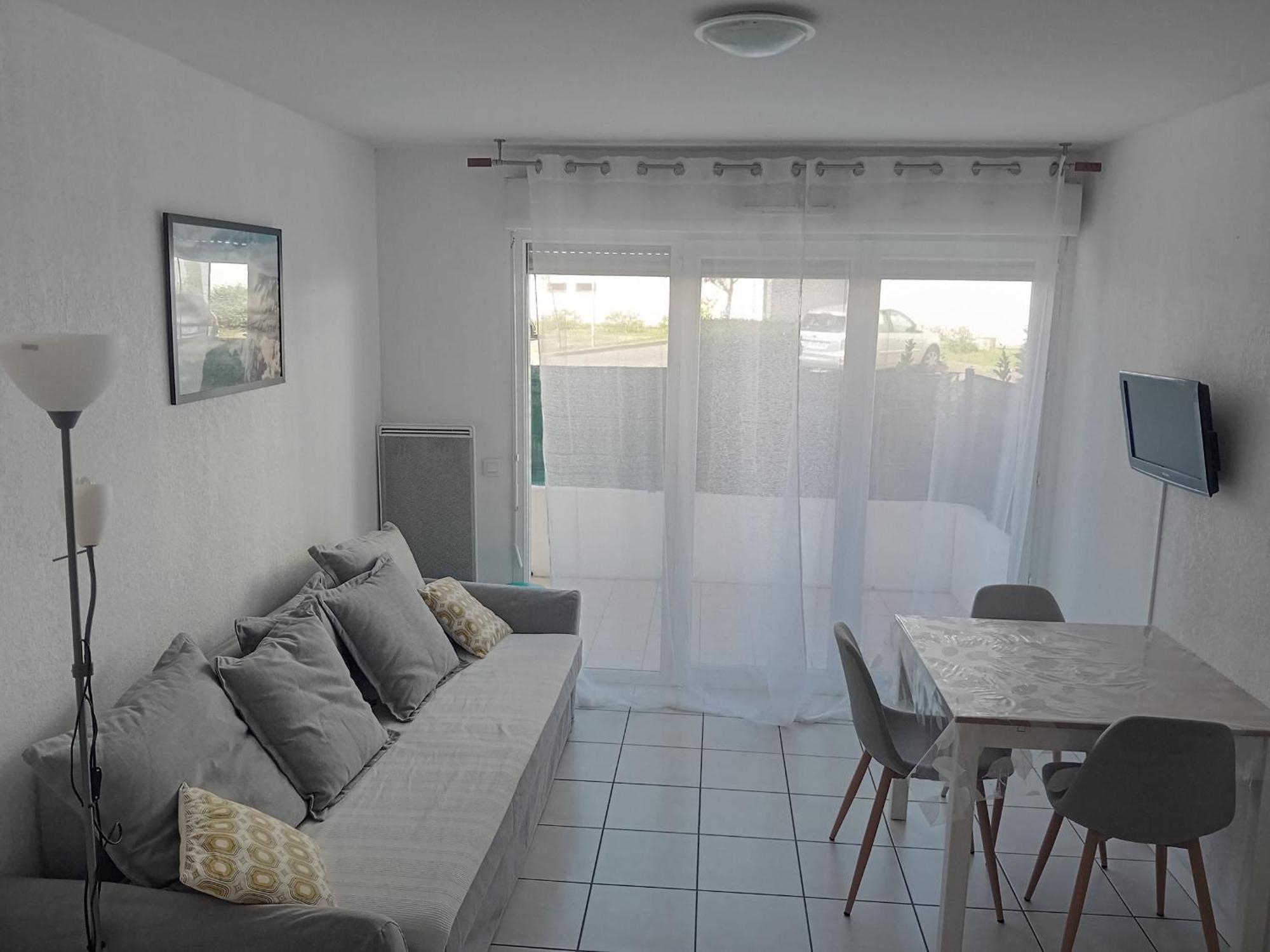 Calme T2 Avec Terrasse A Hendaye, Proche Plage - Fr-1-239-780 Εξωτερικό φωτογραφία